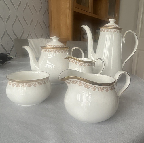 Elizabethan clifton bone china - elizabethan,