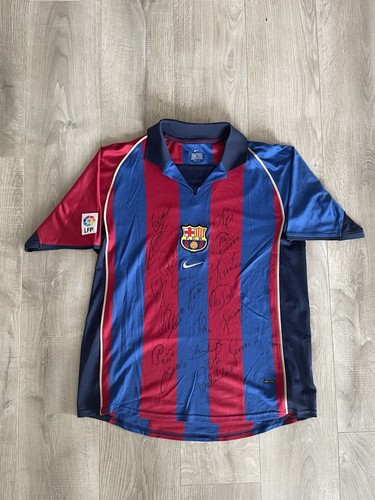 Signed barcelona 2001 home - barcelona,