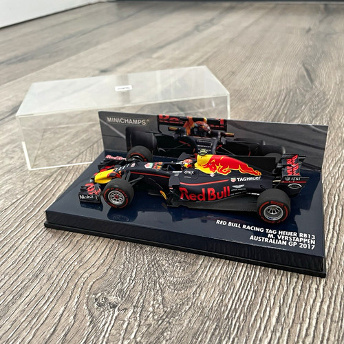Minichamps red bull - minichamps,
