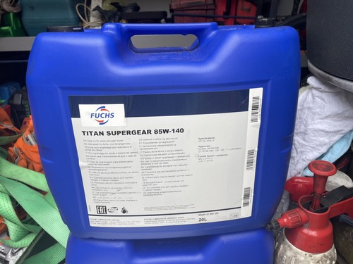 Fuchs titan supergear - supergear, sae