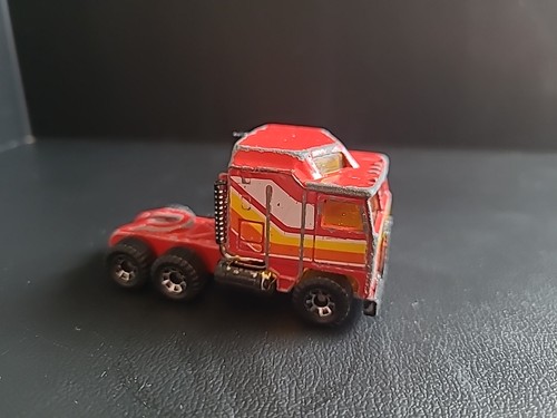 1981 matchbox red kenworth - kw,