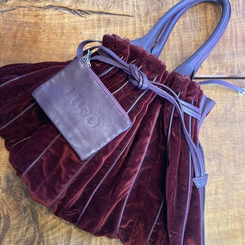 Authentic lupo barcelona - authentic,