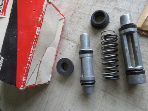 Peugeot 504 brake master - 504,