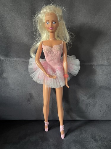 Vintage sindy doll 1994 hasbro - vintage,
