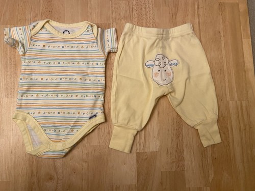 Baby clothes euc - baby, gerber’s