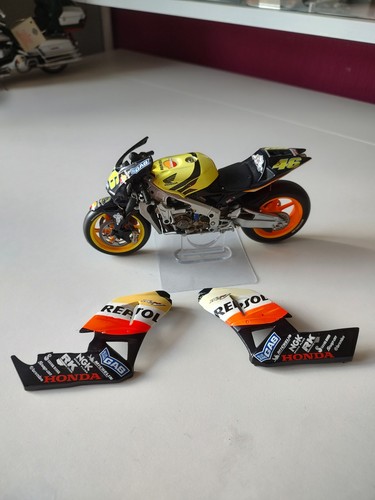 Minichamps honda rc211v - minichamps,