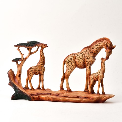 Resin figurine safari - resin, themed