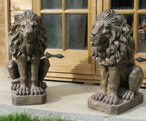 Pair sitting lions - pair, stone