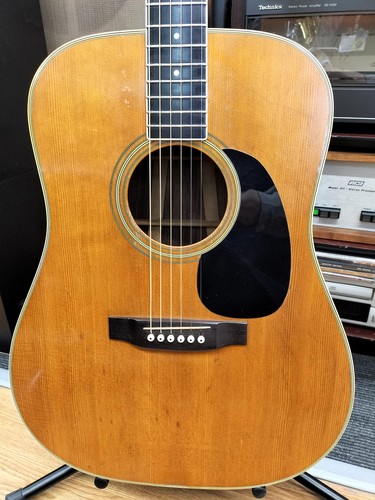 Martin acoustic guitar - acoustic,