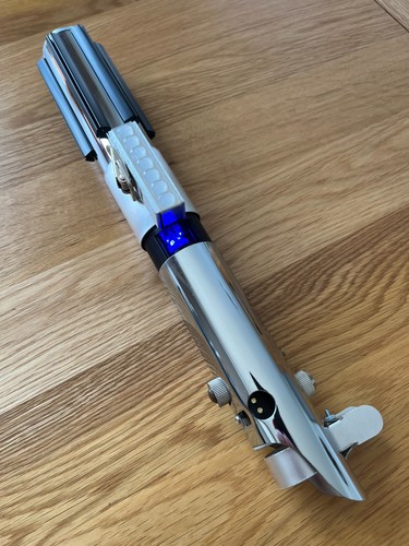 Luke skywalker lightsaber - luke,
