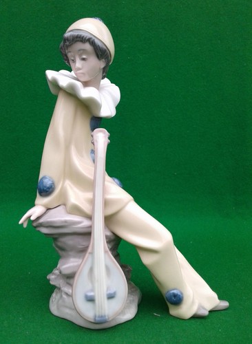Lladro nao wandering - -,