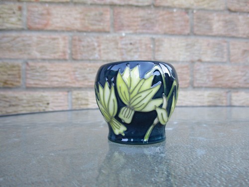 Moorcroft miniature egg cup - moorcroft,