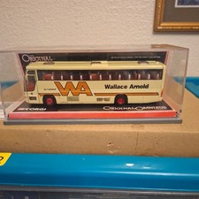 Corgi 43801 Plaxton Excalibur Wallace Arnold (Team Coach) UK BUYERS ONLY (27)