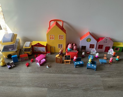 Peppa pig house - house, doctors