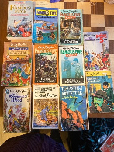 Set enid blyton books - 11,