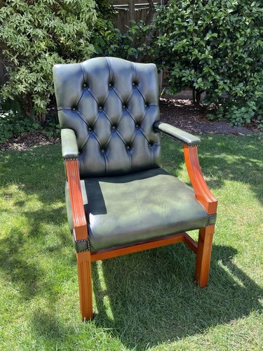 Fabulous leather gainsborough - fabulous,