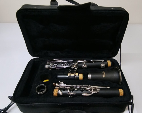 Windsor student clarinet with - clarinet,