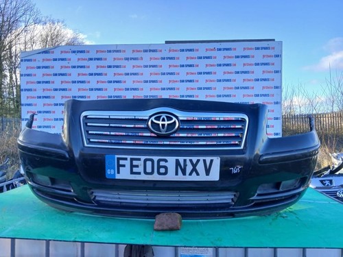 Toyota avensis hatchback - toyota,