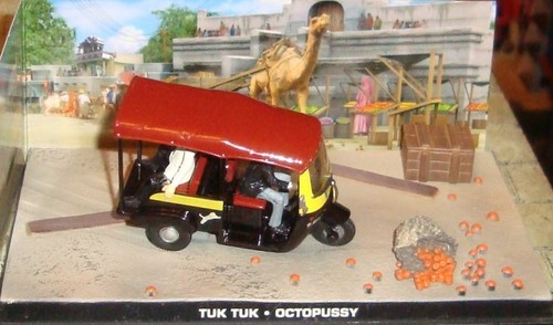 Tuk octopussy james - tuk,