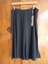 BNWT Gina Bacconi Black Floaty