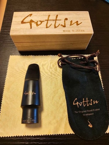 Gottsu sepia tone tenor - tone,