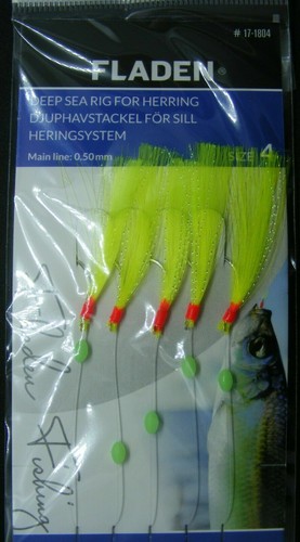 Fladen hook size - 4, feathers
