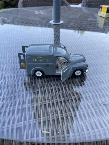 Morris minor van 26 - morris, 1