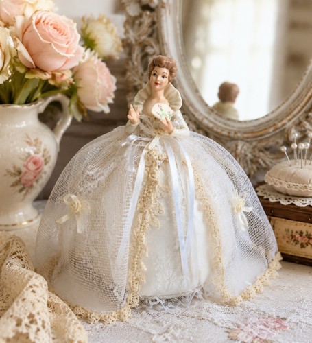 Vntg half doll - doll, pin