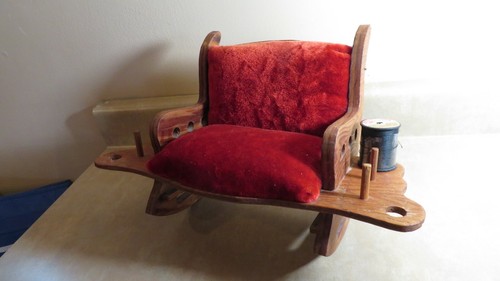 Vintage wood rocking chair - wood,