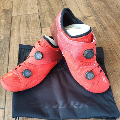 Specialized works ares - specialized,