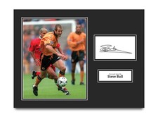 Steve Bull Signed 16x12 Mount