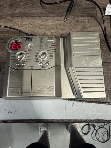 Zoom 606 multieffects guitar - 606,