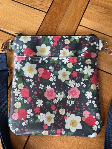 Cross body bag - ,