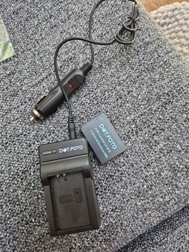 Canon e12 charger and - lp-e12,