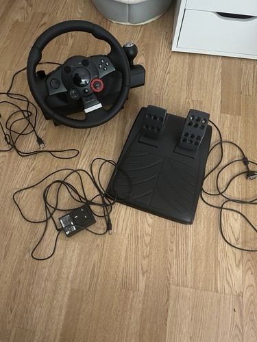 Logitech steering wheel - steering,