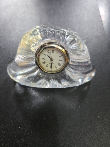 Miniature quartz clock - miniature,