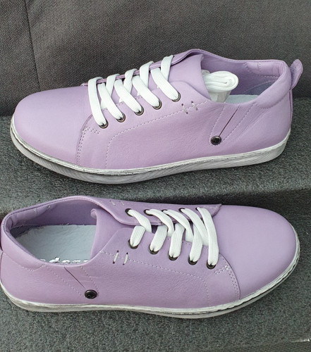 Adesso size eu 40 - 7,