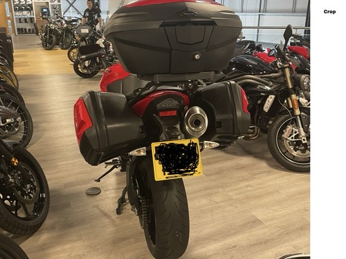 Full luggage and racks - full, for