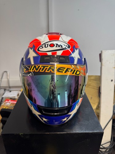 Suomy bargy design - design, helmet