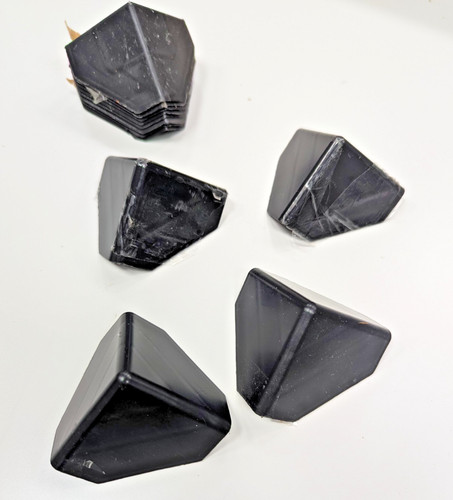 Plastic corner edge protector