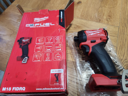 Milwaukee m18 fid3r 18v - m18,