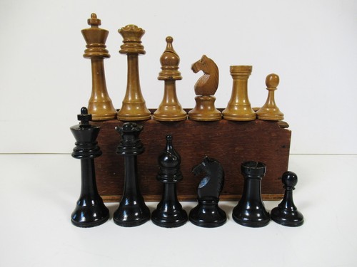 Antique chess set staunton - chess,