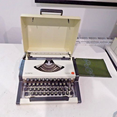 Olympia traveller manual - olympia,