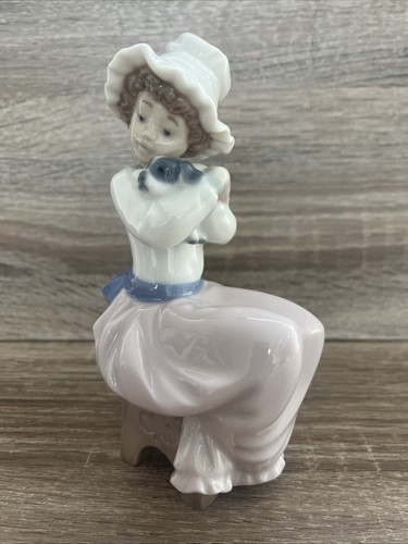 Nao lladro 1049 girl - nao, with