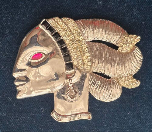 Butler wilson brooch rare - wilson,