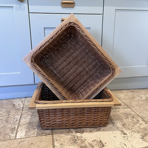 Wicker pull out - x,