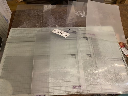 Set used gemini die cutting - of,