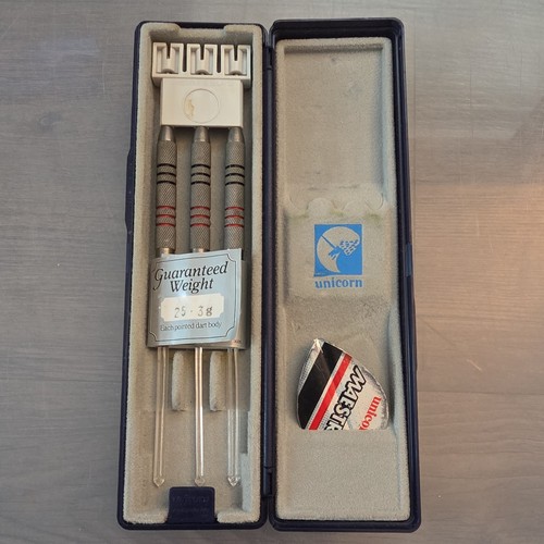 Vintage unicorn tungsten darts - unicorn,