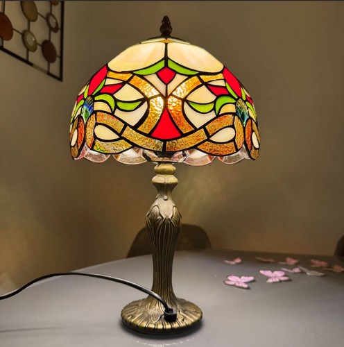 Tiffany style table lamp - tiffany,