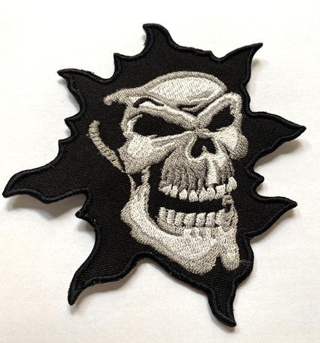 Spooky skull sew iron on - spooky,